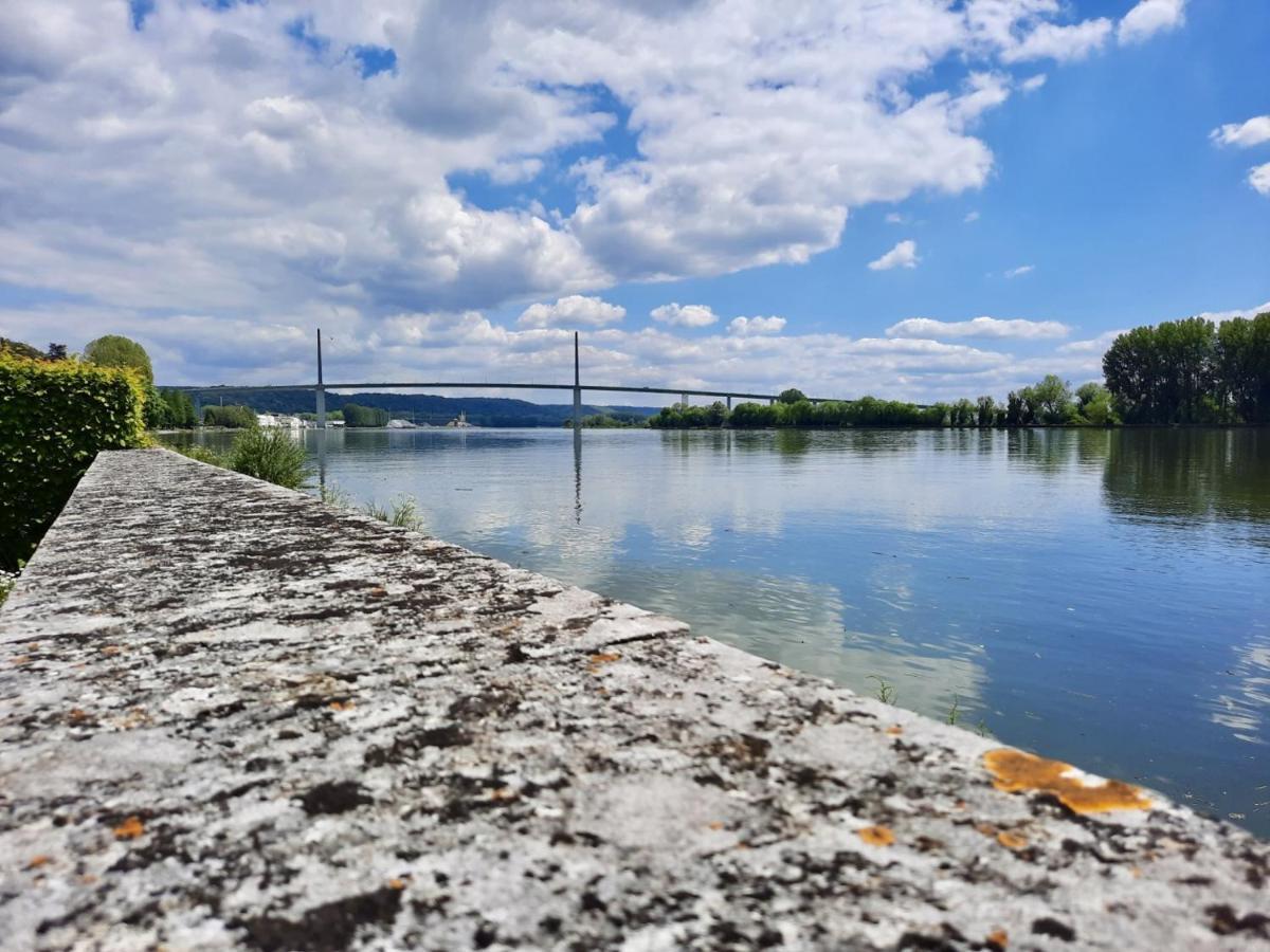 Demeure En Seine - Gites Et Chambres D'Hote En Bord De Seine Caudebec-en-Caux Exteriör bild